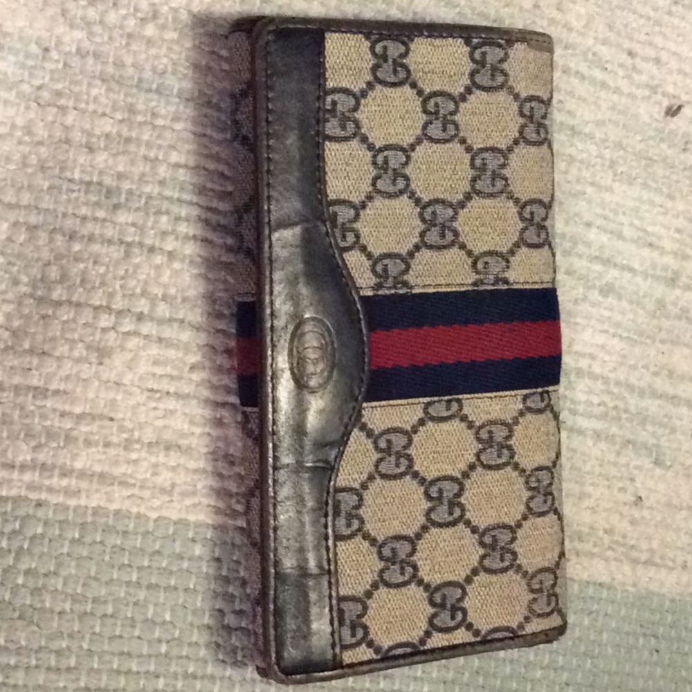 Gucci vintage wallet 90s